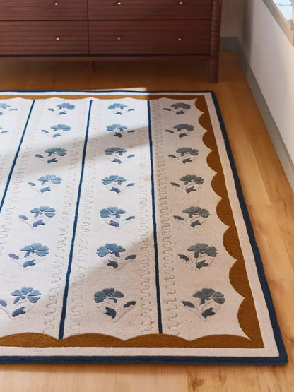 Essex Hand-Tufted Wool Blend Floral Rug