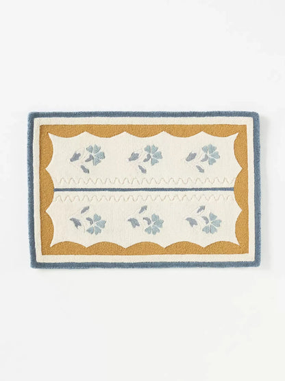 Essex Hand-Tufted Wool Blend Floral Rug