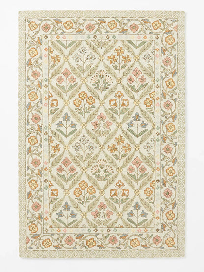 Tufted cotswold