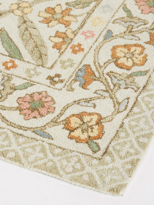 Tufted cotswold