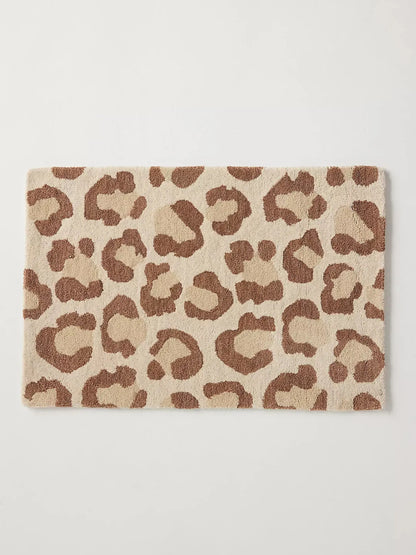 Tufted wool Cheetah