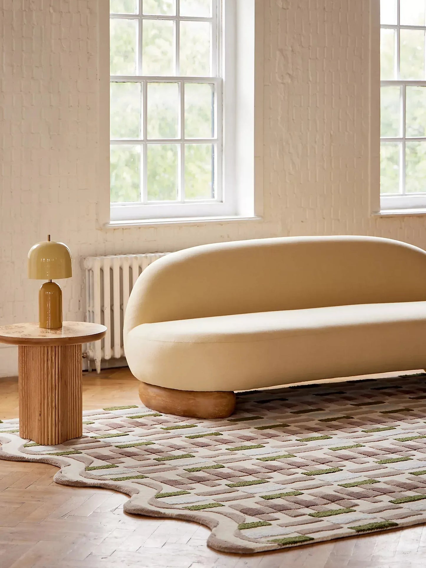 Tufted wool scalloped