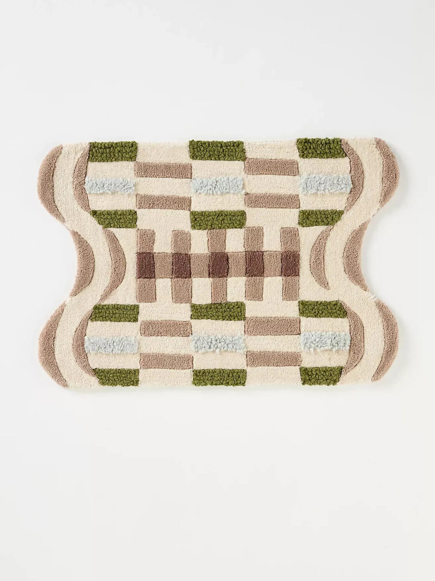 Tufted wool scalloped