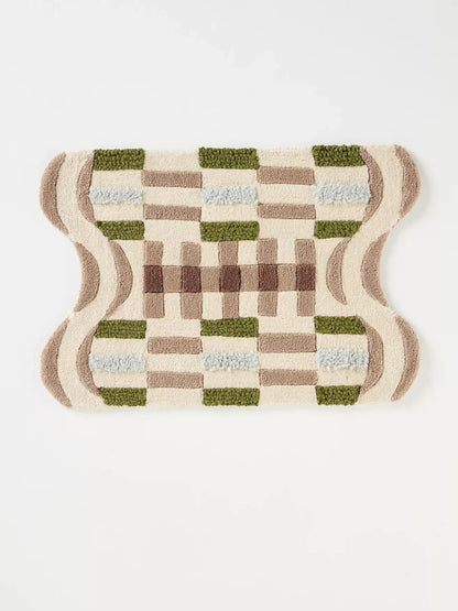 Tufted wool scalloped