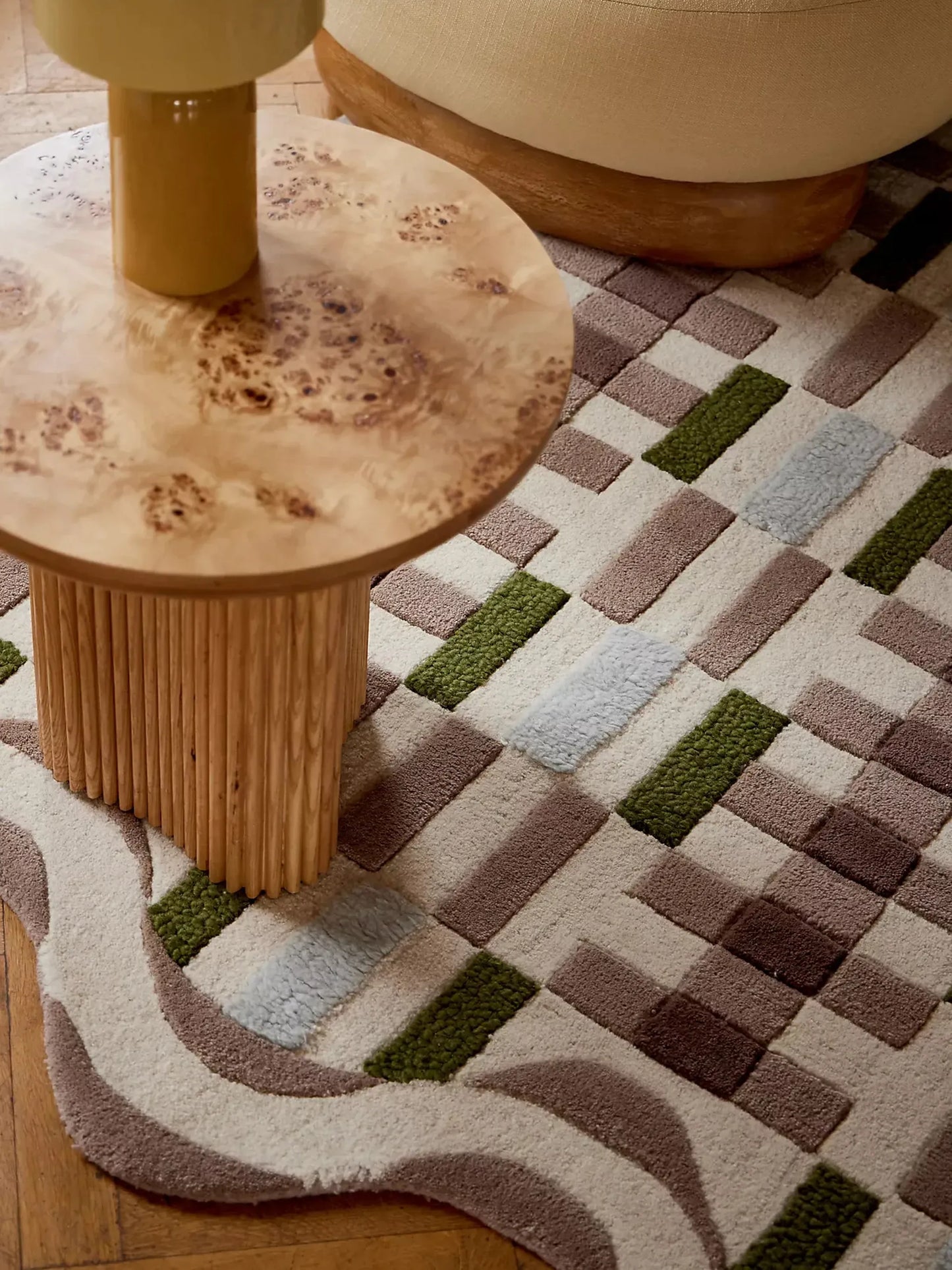 Tufted wool scalloped